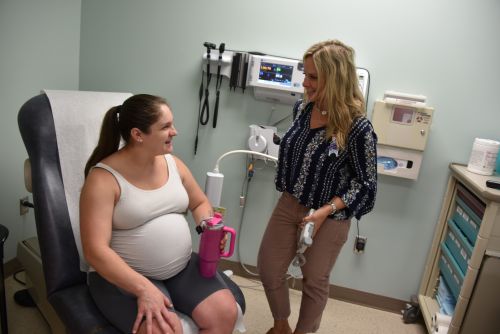 Expecting a baby? Learn about TRICARE’s maternity care options